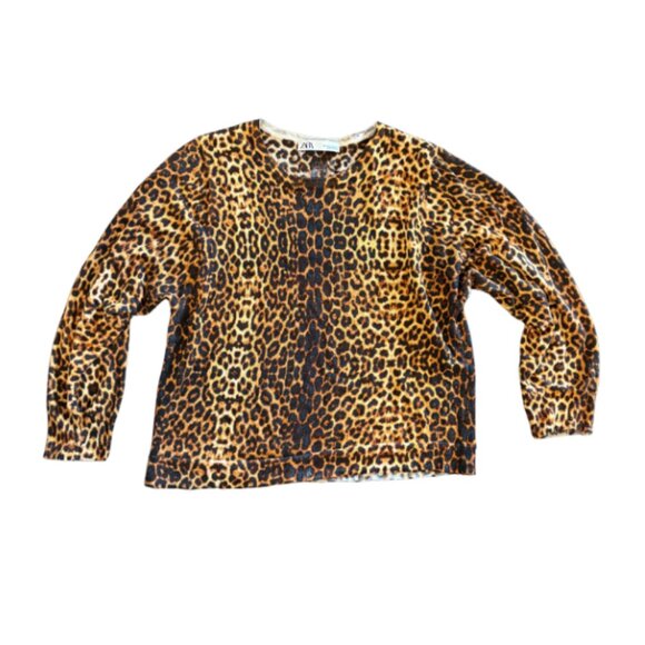 Cheetah Print Zara Sweater - Size Medium - Picture 1 of 2
